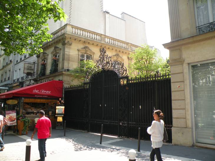 belle propriété, boulevard Beaumarchais